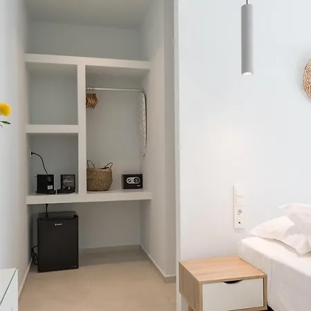 Riviere Paros Naousa (Paros)