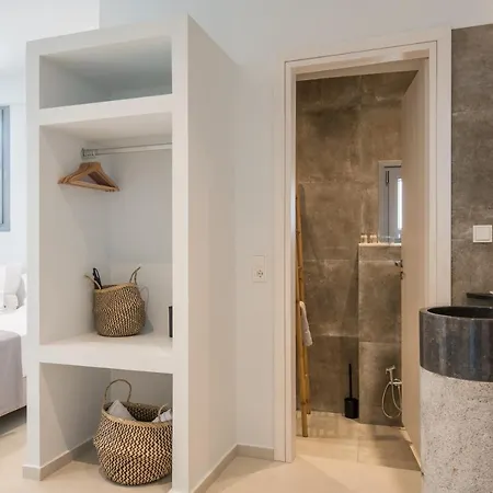 Riviere Paros ホテル ナウサ