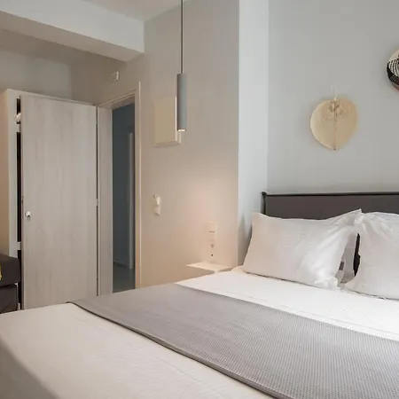 Riviere Paros ホテル ナウサ