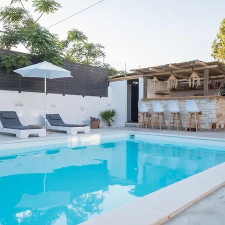 ホテル Riviere Paros *