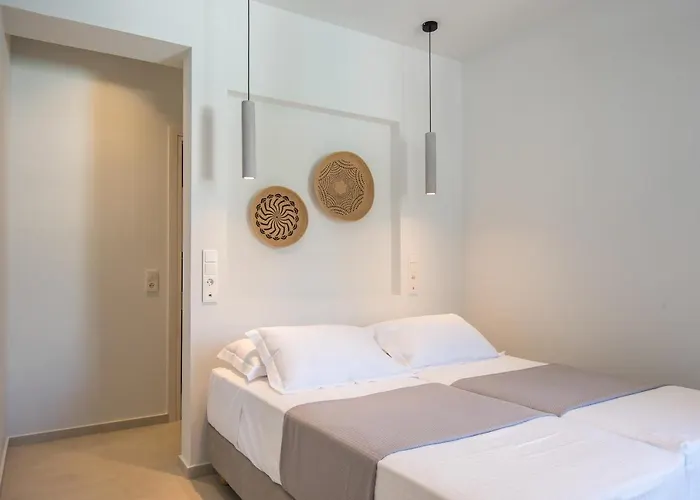 Rivière Paros Hotel