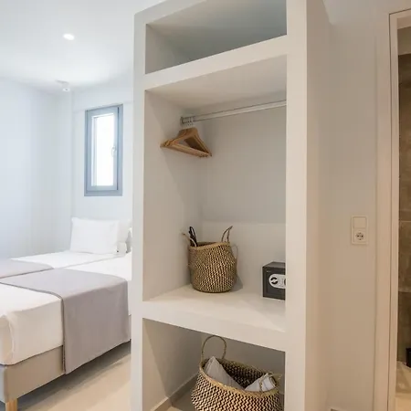 Riviere Paros Hotel Naousa (Paros)